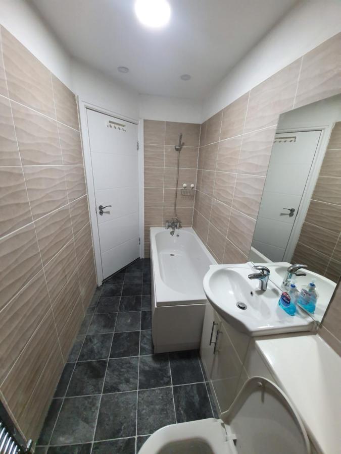 Beautiful Rooms Shaw St And Pine St Bury  Eksteriør billede
