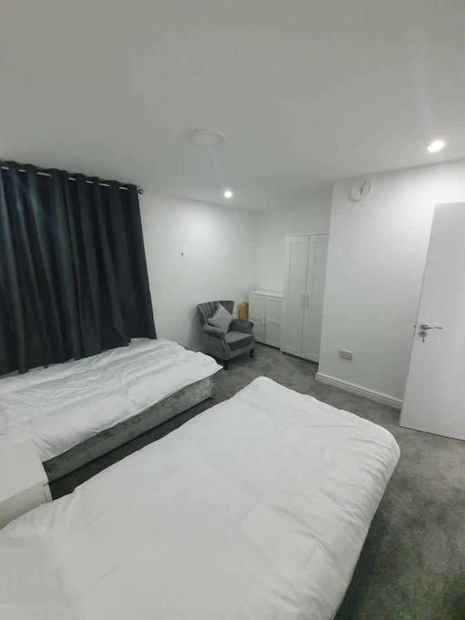 Beautiful Rooms Shaw St And Pine St Bury  Eksteriør billede