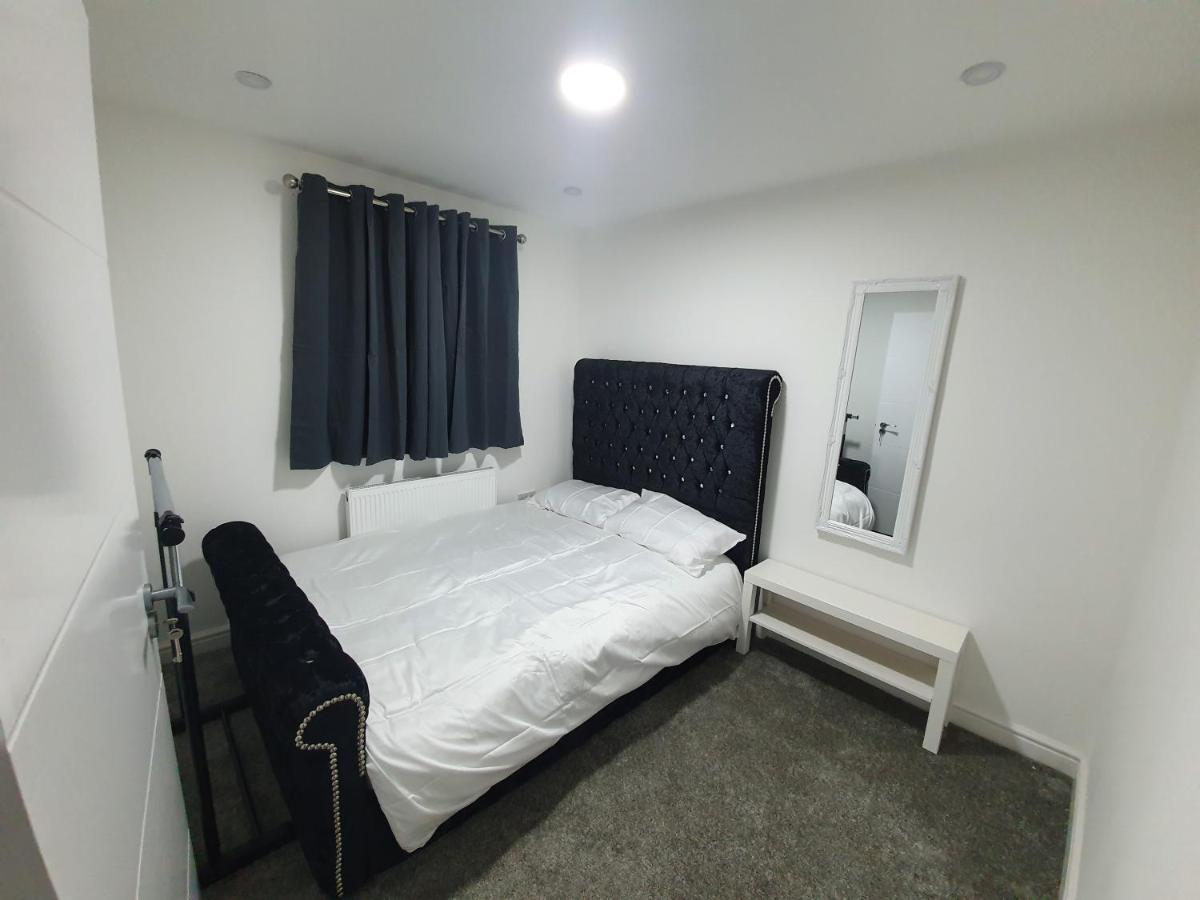 Beautiful Rooms Shaw St And Pine St Bury  Eksteriør billede