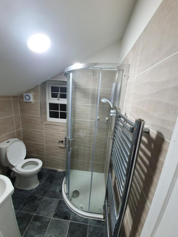Beautiful Rooms Shaw St And Pine St Bury  Eksteriør billede
