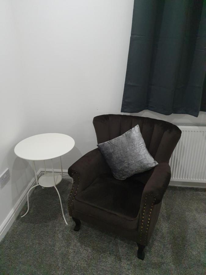 Beautiful Rooms Shaw St And Pine St Bury  Eksteriør billede